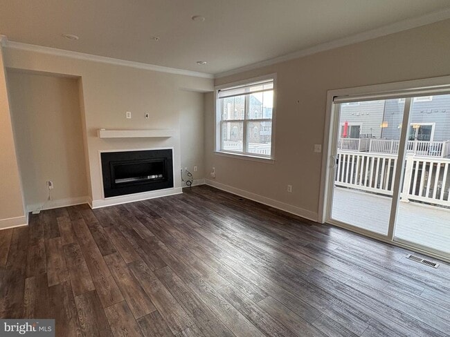 Building Photo - 139 Rubens Dr