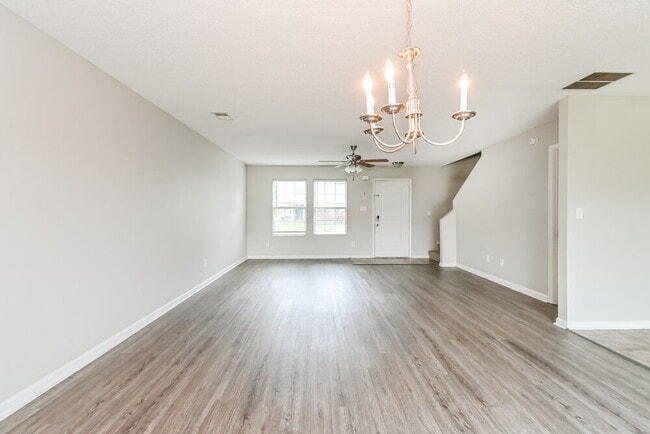 Building Photo - 2500 Boxford Ln