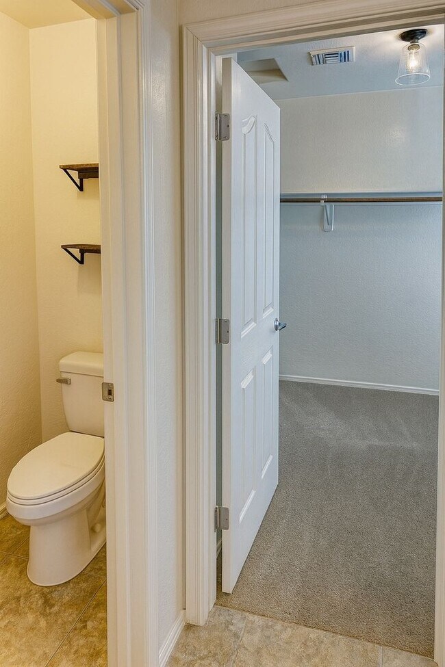 Building Photo - Charming 3BR House in Buckeye