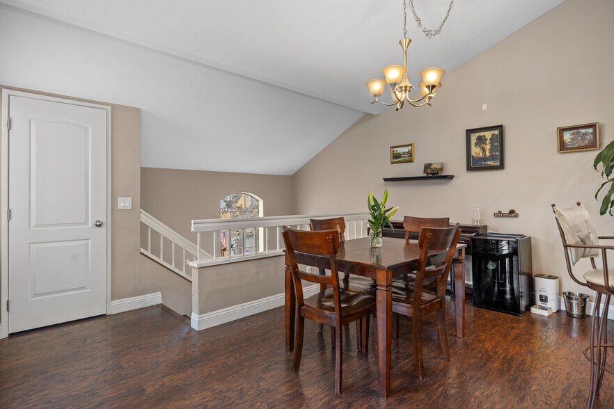 Building Photo - 66 Sandcastle