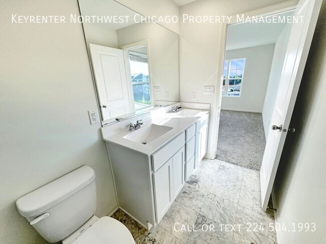 Building Photo - 2241 Sassafras Wy