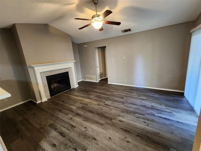 Building Photo - 9120 Sedgemoor Trail