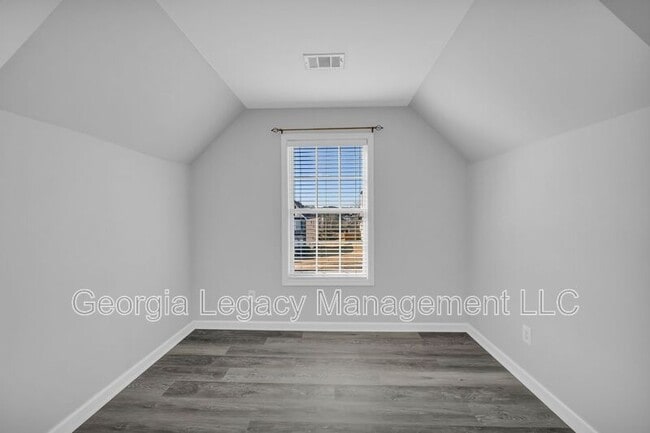 Building Photo - 816 Kaitlyn Dr