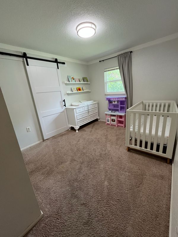 Building Photo - 1816 Weeks Ave