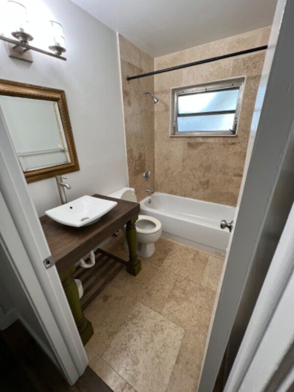 Building Photo - 10382 Arbor Ridge Trail