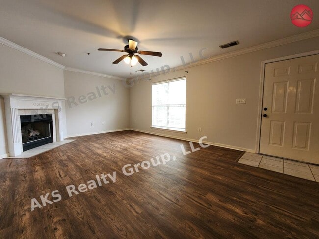 Building Photo - 1090 Thompson Rd