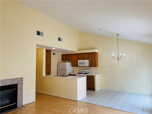 Building Photo - 25619 Prospect Ave