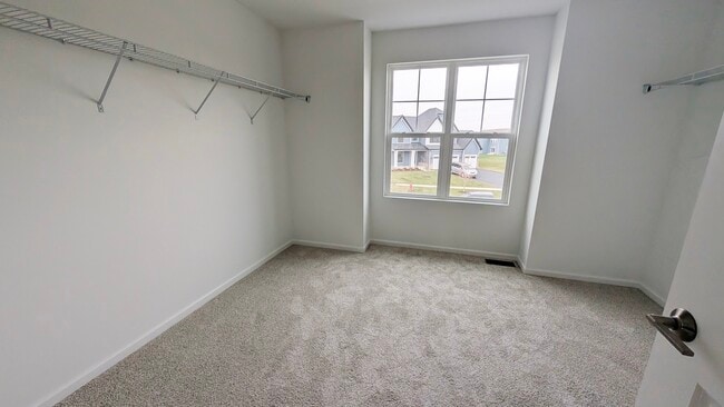 Building Photo - 26142 W Sherwood Cir