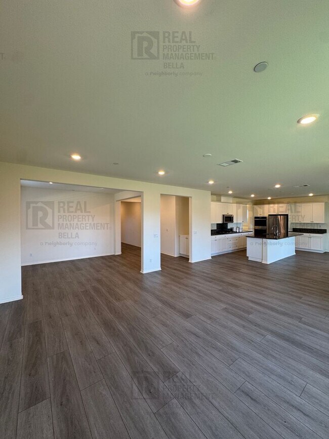 Building Photo - Cul-De-Sac Home in Heritage Lake Featuring Downstairs Bedroom & Bath + Loft