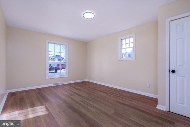 Building Photo - 344 Nimitz Rd