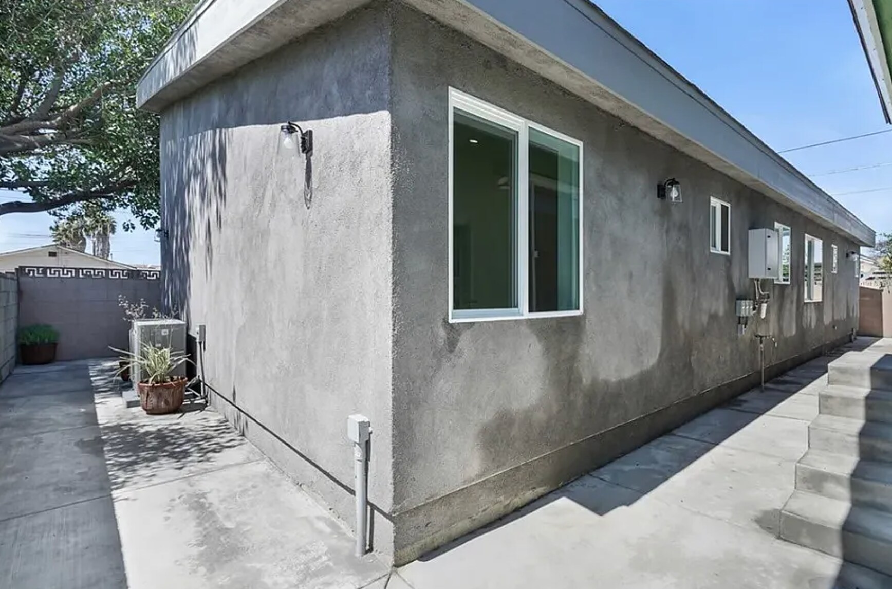 Building Photo - 13231 Jefferson Ave