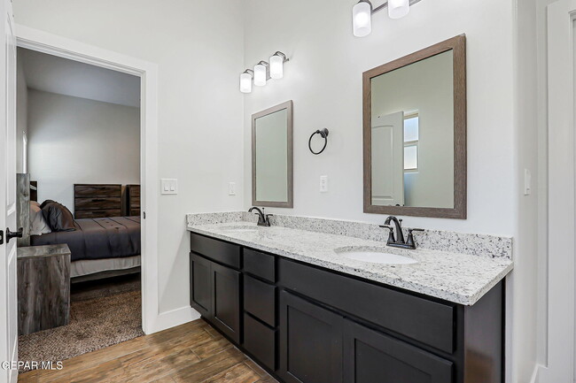 Building Photo - 14937 Tierra Fortaleza Ave