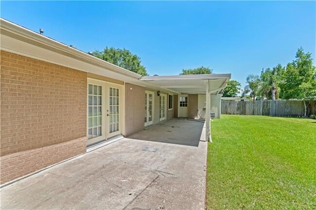 Building Photo - 7253 Onyx St