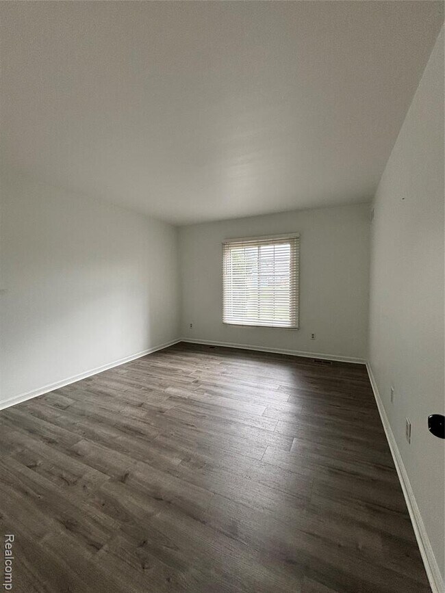 Building Photo - 15222 Ashley Ct