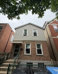 Building Photo - 2628 S Throop St