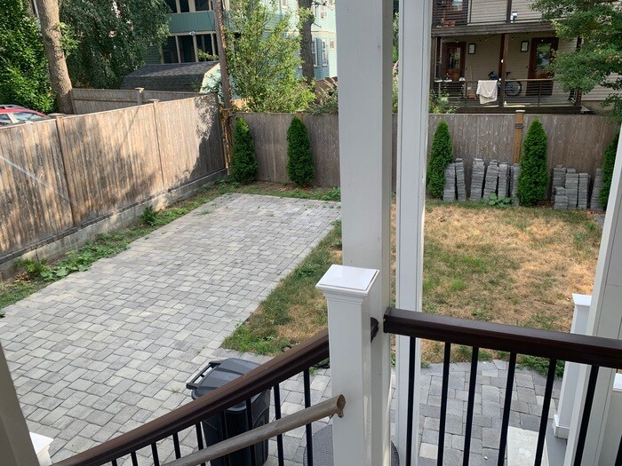 Building Photo - 318 Concord Ave