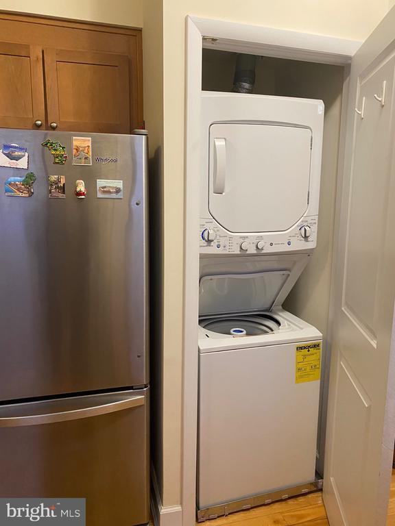 Building Photo - 1858 California St NW