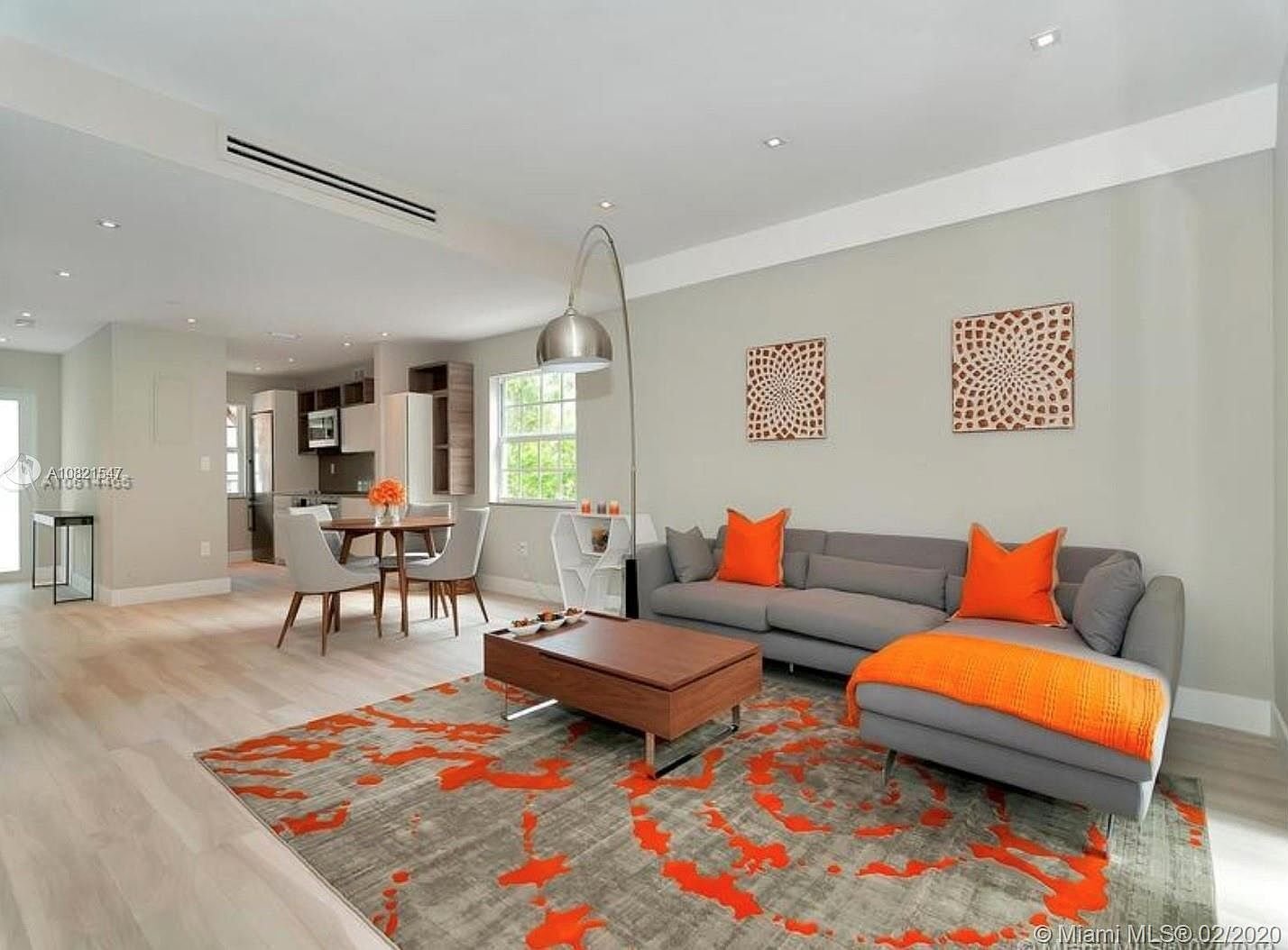 Building Photo - 307 Majorca Ave