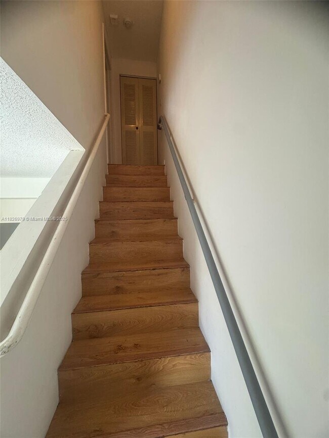 Building Photo - 8270 SW 149th Ct