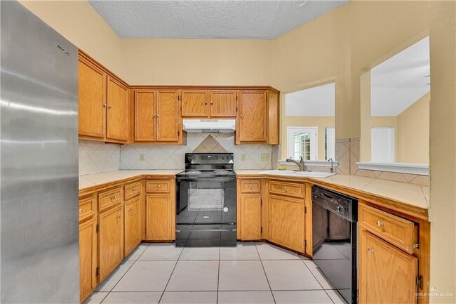 Building Photo - 29 Martin Ave