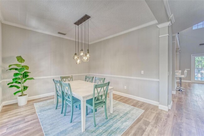 Building Photo - 5225 Brighton Shore Dr