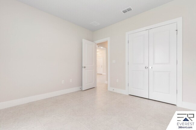 Building Photo - 58 Buttermill Dr