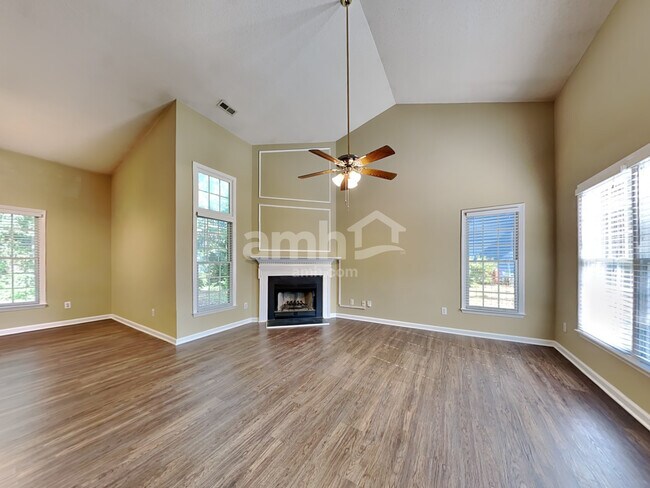 Building Photo - 1003 Pine Acres Ct