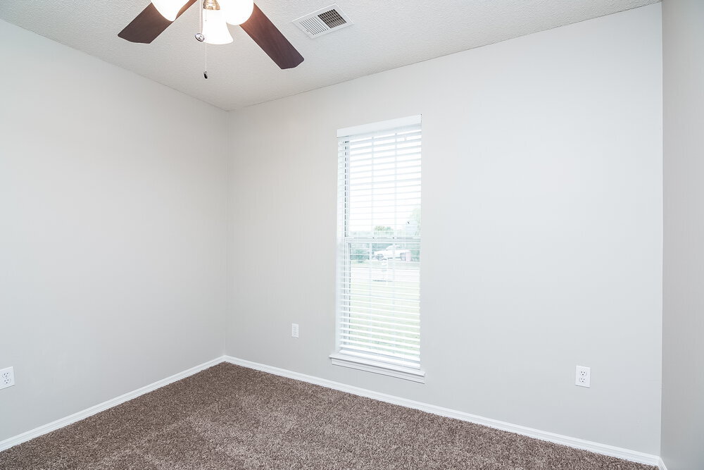 Building Photo - 10102 Williford Dr