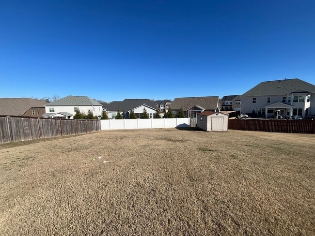 Building Photo - 116 Damascus Dr