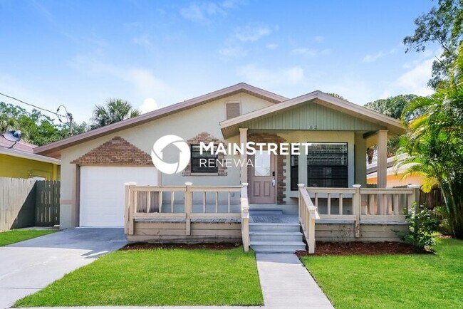 Primary Photo - 3 Bedroom Pet-Friendly Home in TAMPA, FL w...