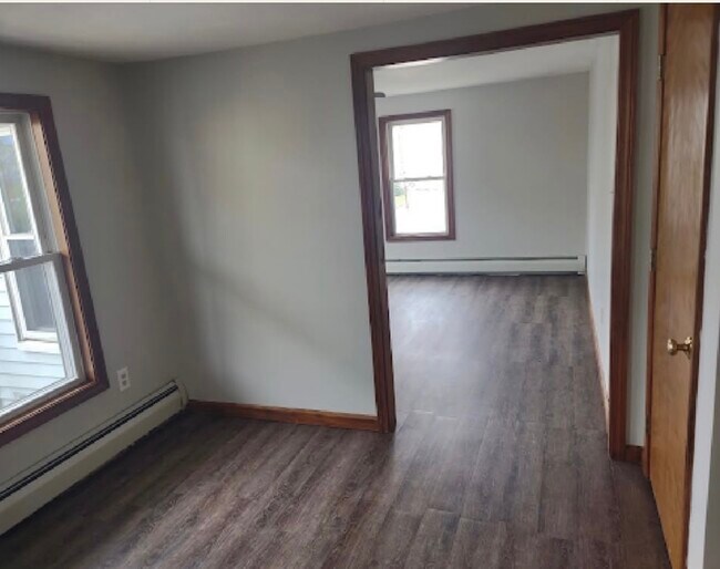 Building Photo - 41 Whitcomb St