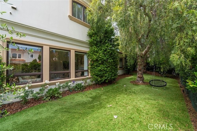 Building Photo - 880 11th St