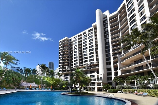 Building Photo - 540 Brickell Key Dr
