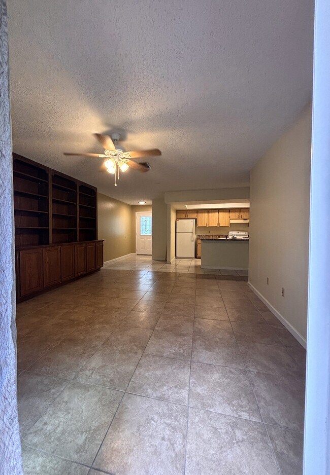 Building Photo - 8075 W Homosassa Trail