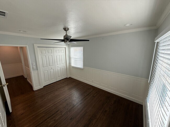 Building Photo - 1020 Highland Ave