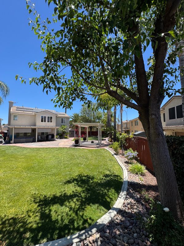 Building Photo - 38068 Floral Cir