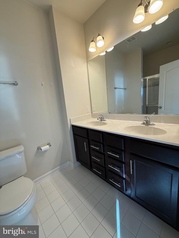 Building Photo - 2817 Shearwater Ln