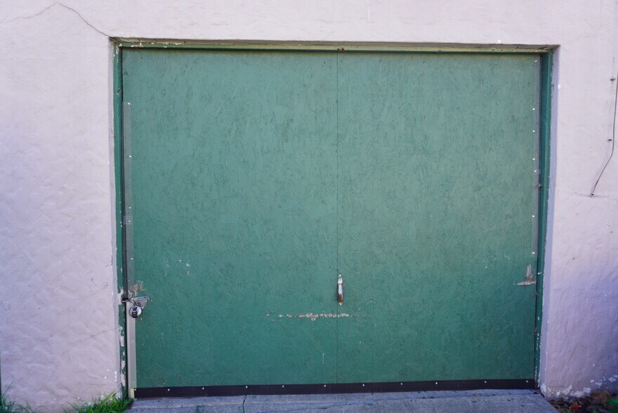 Building Photo - 2224 Virginia Ave