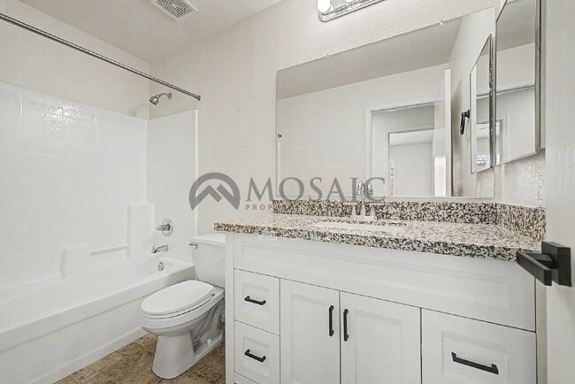 Building Photo - 1894 E Palomino Dr