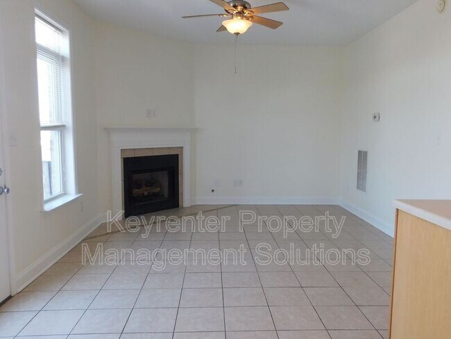 Building Photo - 42 Enchanted View Cir