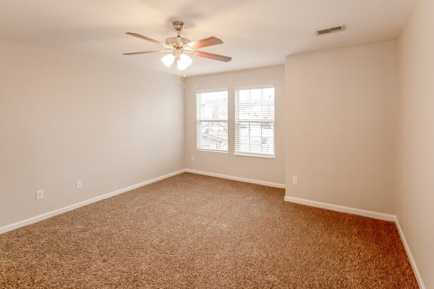 Building Photo - 10060 Nolton Cir