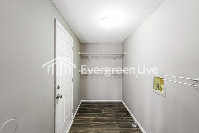 Building Photo - 121 Winchester Dr