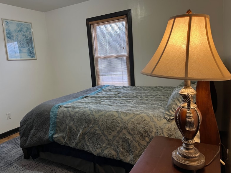 Building Photo - 2910 Hartwell Hwy