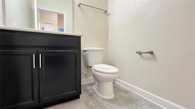 Building Photo - 15079 Evergreen Oak Loop