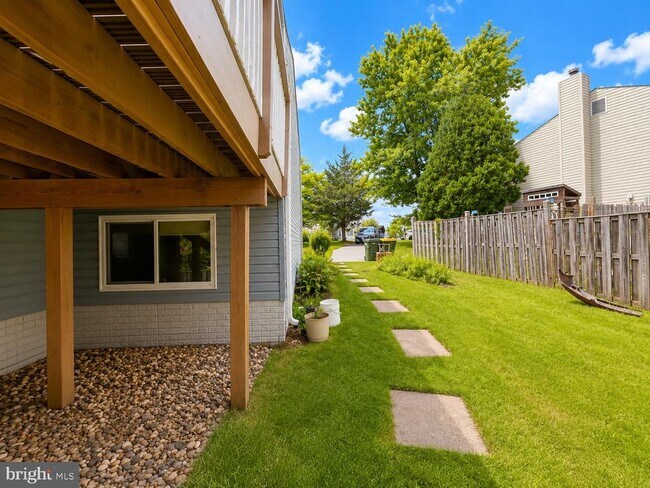 Building Photo - 13354 Jasper Ct