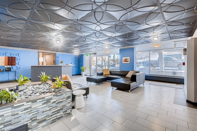 Building Photo - Stylish Downtown Denver Condo – Fully Furnished & Available Now!