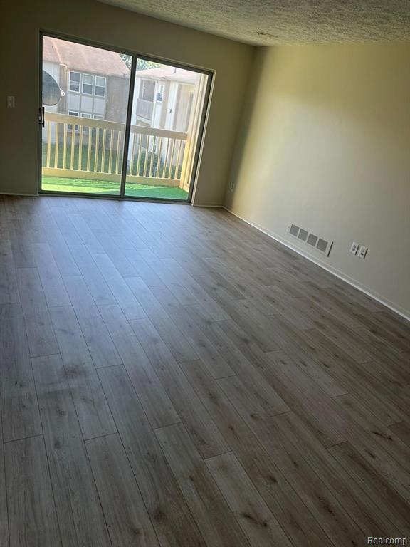 Building Photo - 27860 Berrywood Ln