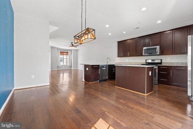 Building Photo - 8317 Horned Owl Ln