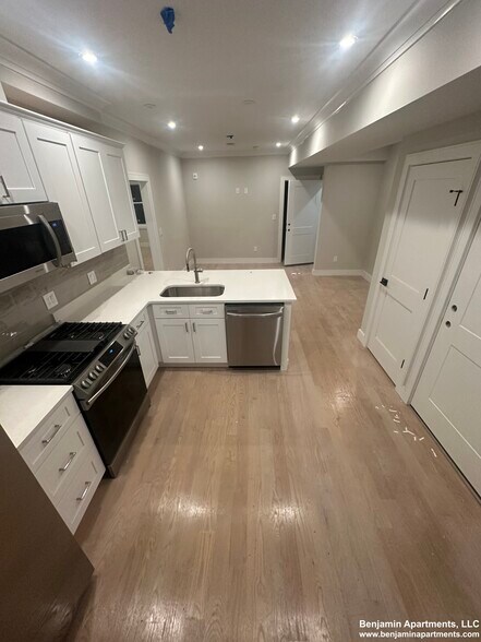 Building Photo - 161 Allston St