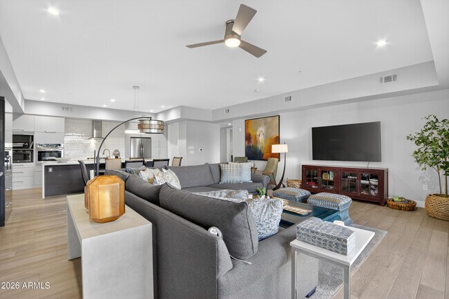 Building Photo - 16580 N 92nd St